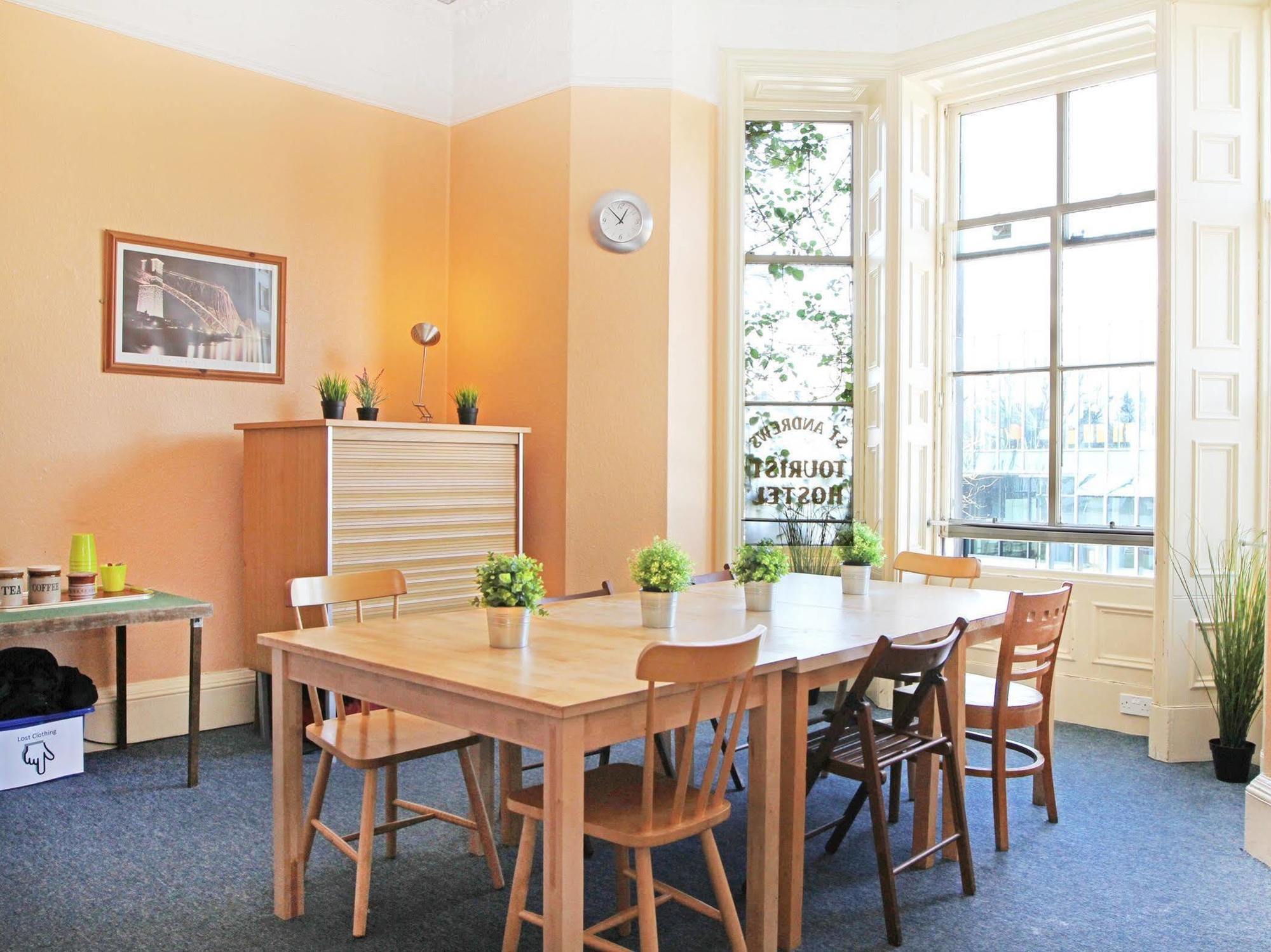 St Andrews Tourist Hostel Екстер'єр фото
